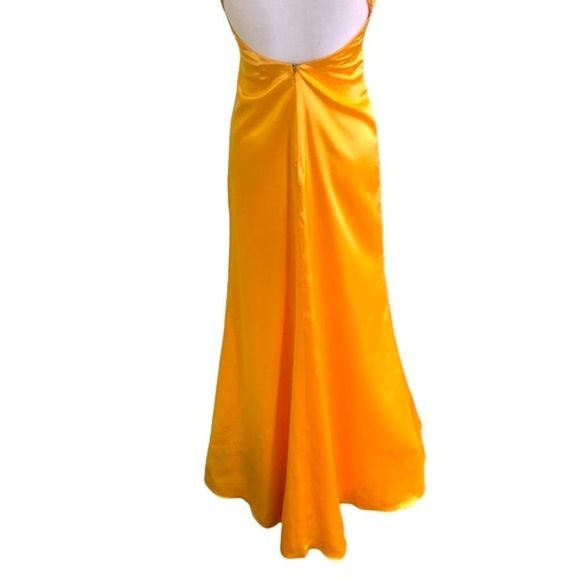 Beautiful May Queen Yellow Gold Prom/Evening Satin Dress - Picture 6 of 7